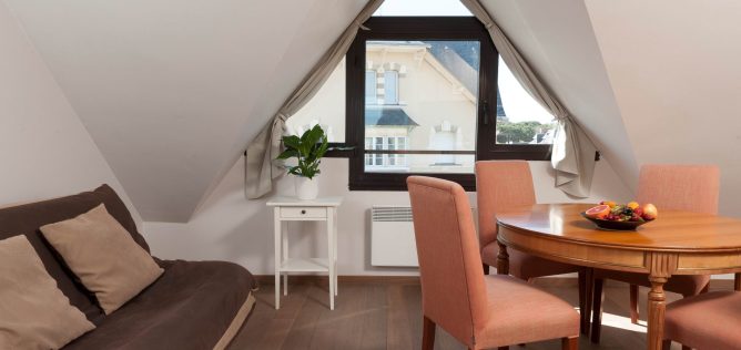 2-person attic flat